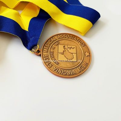 comprar Medalla deportiva 3D de aleación de zinc de fundición a presión en tamaños de 2,25/2,5/3 pulgadas para eventos conmemorativos online manufacture