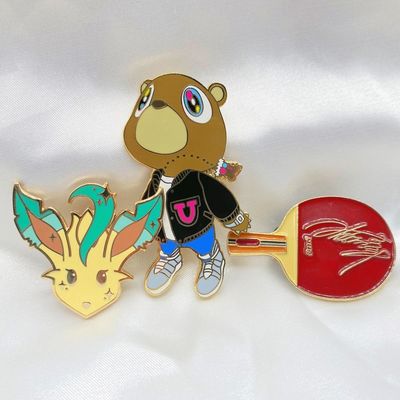 Un buen precio. Pinos de rebanada personalizados de estilo vintage con logotipo personalizado y materiales ecológicos para conferencias de negocios en línea