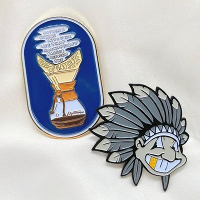 insignias de pin de esmalte personalizadas pines de fútbol metal insignia de solapa insignia de pin de esmalte