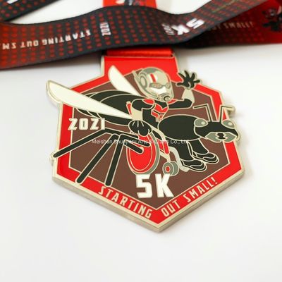 Un buen precio. Impresión UV Natación Ciclismo Medalla única personalizada Medallas personalizadas en línea