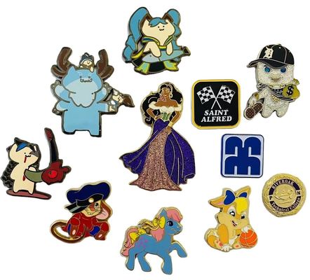 Fabricante Insignias de alfiler de rebanada personalizadas Etiquetas Diseñar tu propio logotipo Artesanías metálicas Alfileres de esmalte suave