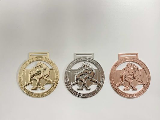 Escuela 3D Medallas de fútbol personalizadas de aleación de zinc fundido oro plata rojo bronce
