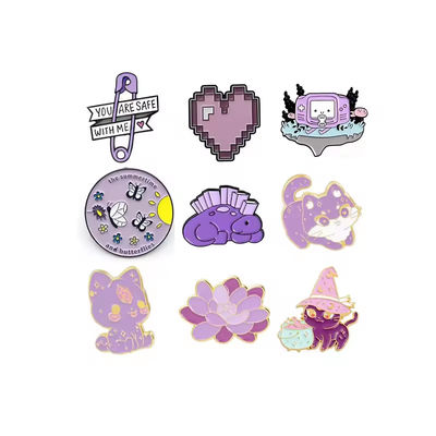 Un buen precio. 1.5 pulgadas de esmalte suave de lapel de pin de aleación de zinc personalizado de pin de insignia para la marca y la identidad en línea