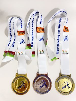 Un buen precio. Medalla deportiva personalizada de aleación de zinc con artesanía de fundición a presión e impresión UV para premios personalizados en línea