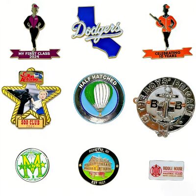 Emblema de acero duradero personalizadoForma única con esmalte de color